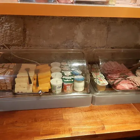 巴黎蒙马特卢米埃酒店 巴黎