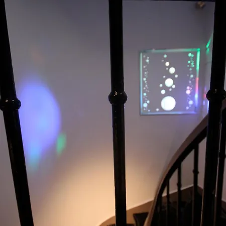 Hotell Lumieres Montmartre Paris