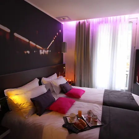 Lumieres Montmartre 3*