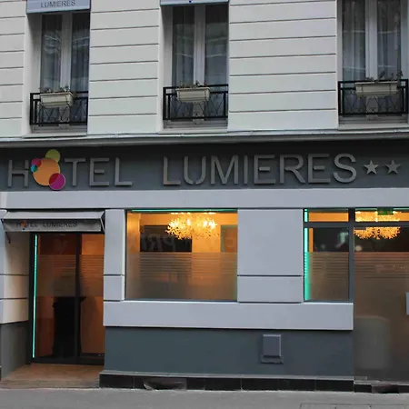 Lumieres Montmartre 3*
