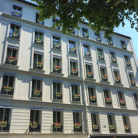 Отель Lumieres Montmartre Париж