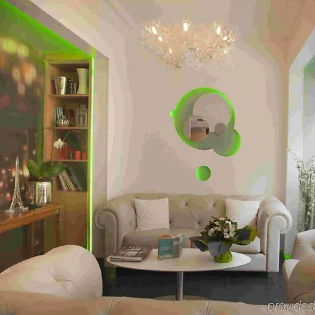 Lumieres Montmartre 3*