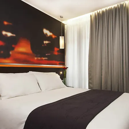 Lumieres Montmartre 3* Parijs