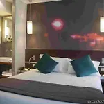 Lumieres Montmartre Hotel Paris
