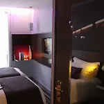 Lumieres Montmartre Hotel 3*