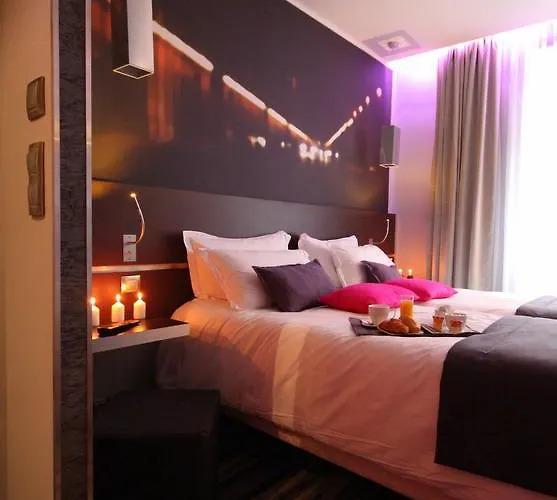 Lumieres Montmartre Отель 3*